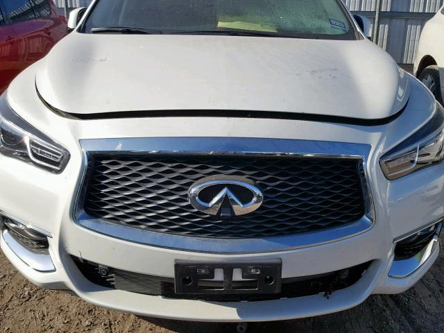 5N1DL0MN2KC522379 - 2019 INFINITI QX60 LUXE WHITE photo 9