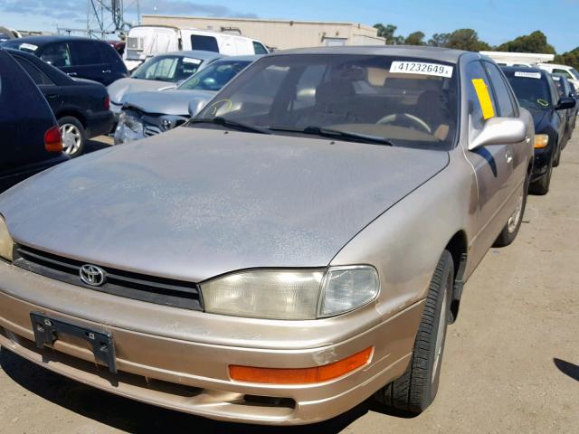 JT2GK13E9R0007847 - 1994 TOYOTA CAMRY XLE BEIGE photo 2