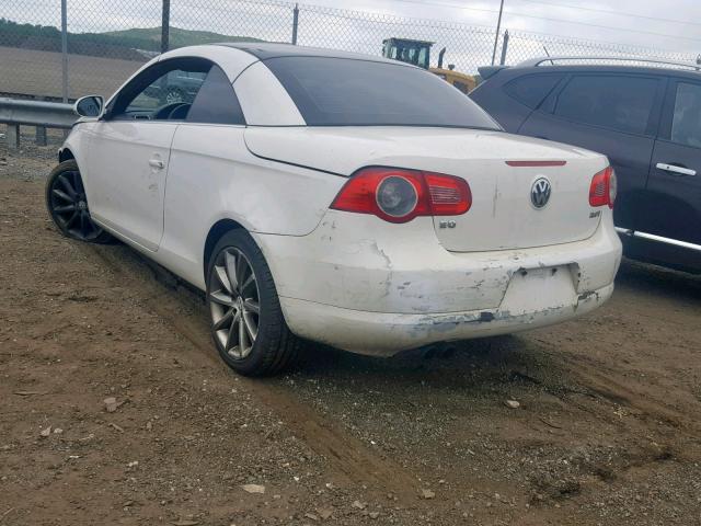 WVWDA71F57V040565 - 2007 VOLKSWAGEN EOS 2.0T S WHITE photo 3