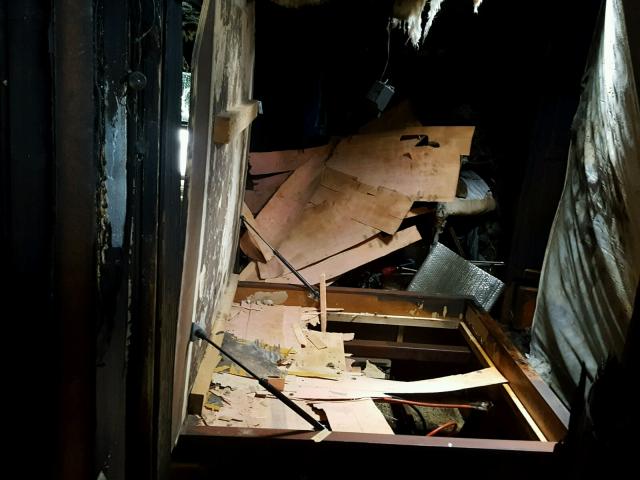 4YDF36629B4702775 - 2011 KEYSTONE MONTANA GRAY photo 5