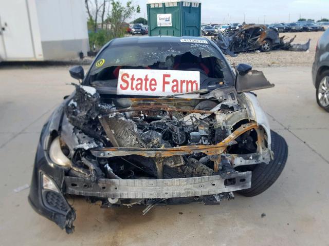 JF1ZNAA14D2717975 - 2013 TOYOTA SCION FR-S BLACK photo 9