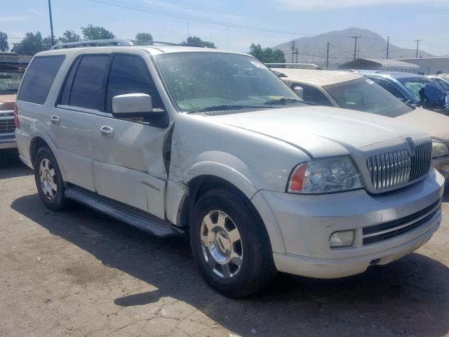 5LMFU275X5LJ13366 - 2005 LINCOLN NAVIGATOR CREAM photo 1