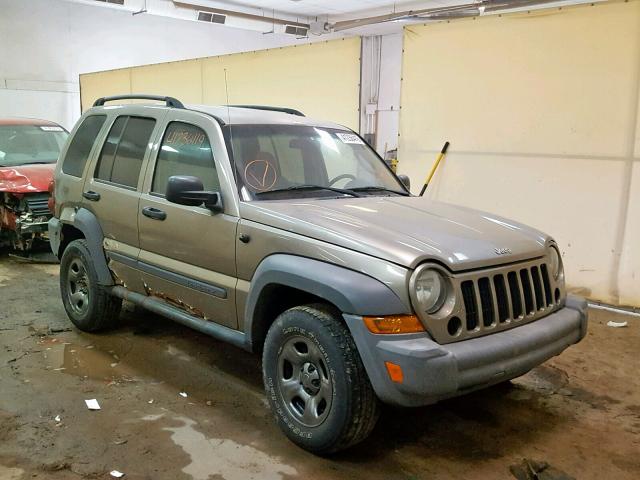 1J4GL48K85W533117 - 2005 JEEP LIBERTY SP BEIGE photo 1