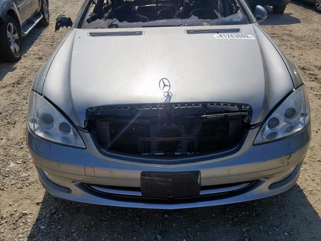 WDDNG71XX7A089091 - 2007 MERCEDES-BENZ S 550 SILVER photo 7