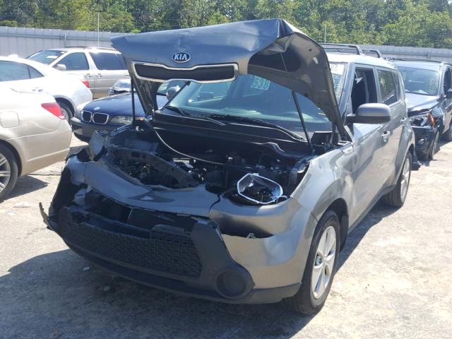 KNDJN2A22G7298909 - 2016 KIA SOUL GRAY photo 2