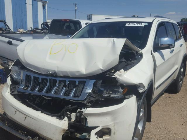 1J4RR5GG9BC642225 - 2011 JEEP GRAND CHER WHITE photo 2