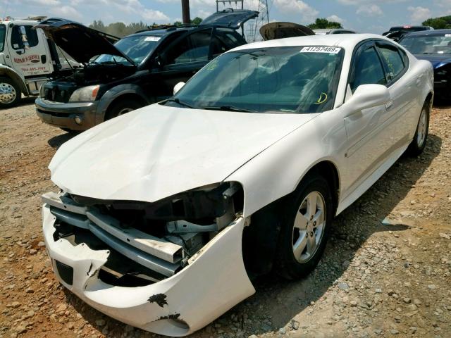 2G2WP552281129391 - 2008 PONTIAC GRAND PRIX WHITE photo 2