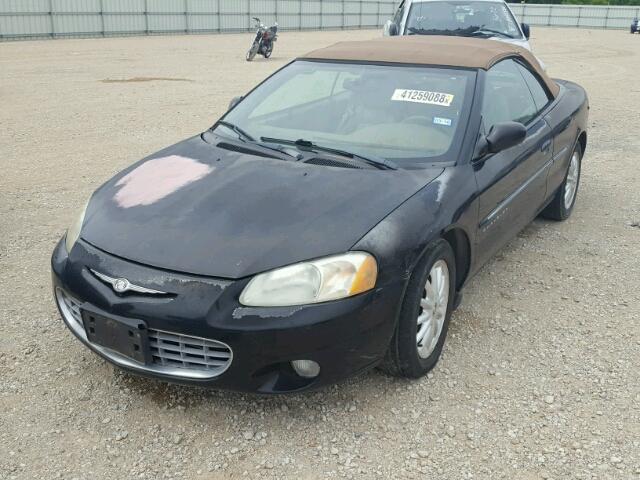 1C3EL55UX1N625696 - 2001 CHRYSLER SEBRING LX BLACK photo 2