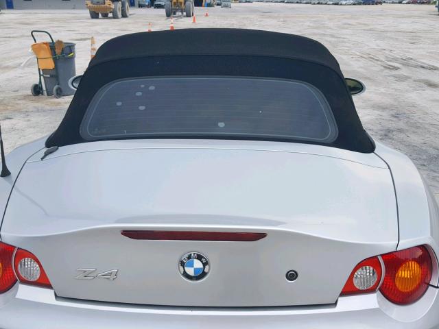 4USBT33463LS42739 - 2003 BMW Z4 2.5 SILVER photo 6