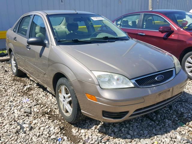 1FAFP34N65W190832 - 2005 FORD FOCUS ZX4 TAN photo 1