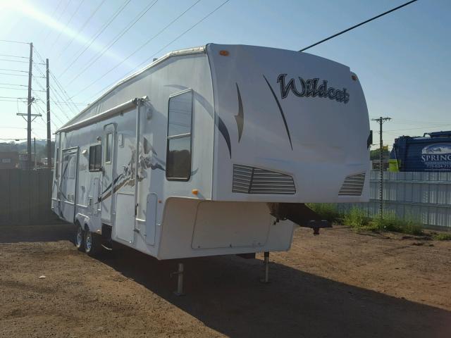 4X4FWCF218V019054 - 2008 WILD 5TH WHEEL WHITE photo 1