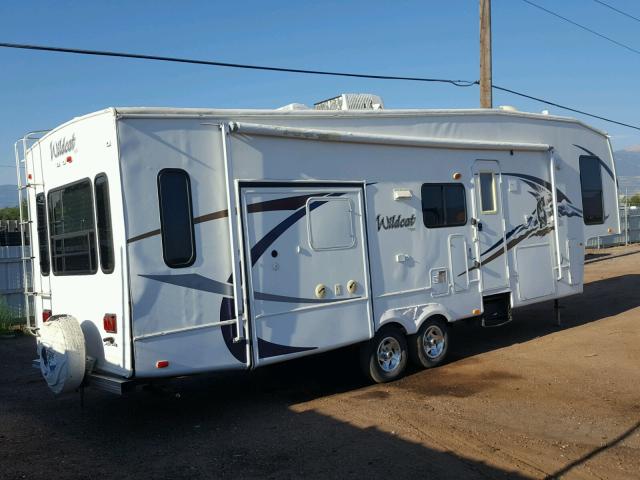 4X4FWCF218V019054 - 2008 WILD 5TH WHEEL WHITE photo 4