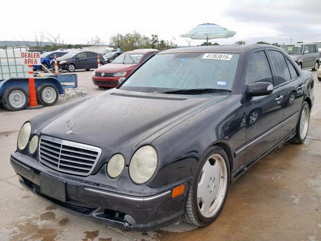 WDBJF74J4YB075233 - 2000 MERCEDES-BENZ E 55 AMG BLACK photo 2