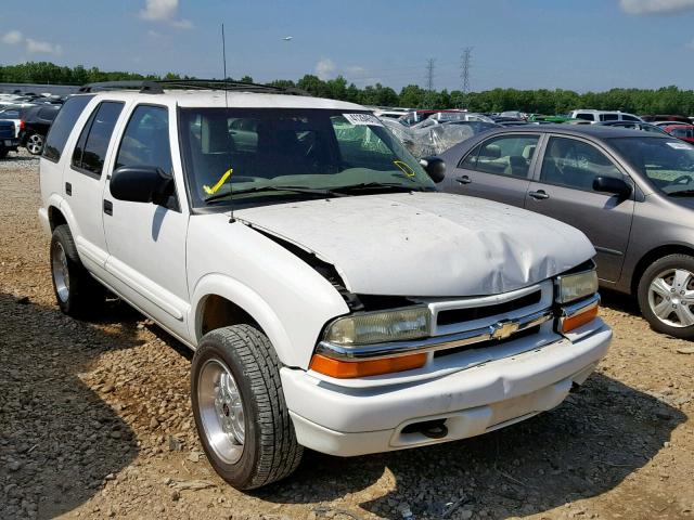 1GNDT13W82K140763 - 2002 CHEVROLET BLAZER WHITE photo 1