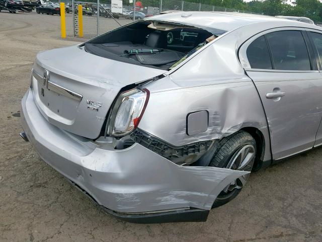 1LNHM94R09G607245 - 2009 LINCOLN MKS SILVER photo 9