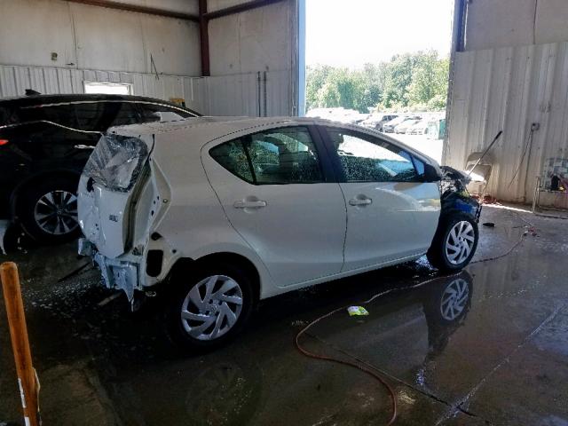 JTDKDTB35F1088164 - 2015 TOYOTA PRIUS C WHITE photo 4