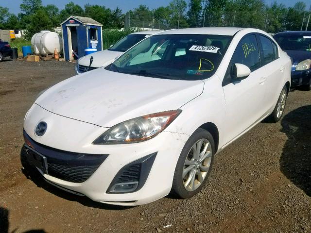 JM1BL1S67A1213059 - 2010 MAZDA 3 S WHITE photo 2