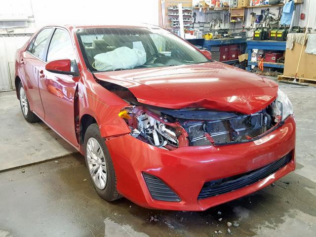 4T1BD1FK0EU135583 - 2014 TOYOTA CAMRY HYBR RED photo 1