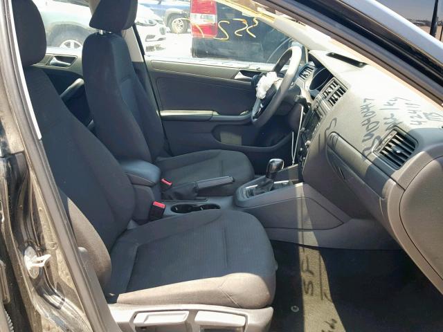 3VW2K7AJ7FM323127 - 2015 VOLKSWAGEN JETTA BASE BLACK photo 5