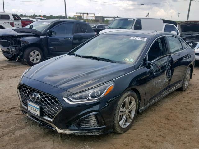 5NPE34AF4JH689505 - 2018 HYUNDAI SONATA SPO BLACK photo 2