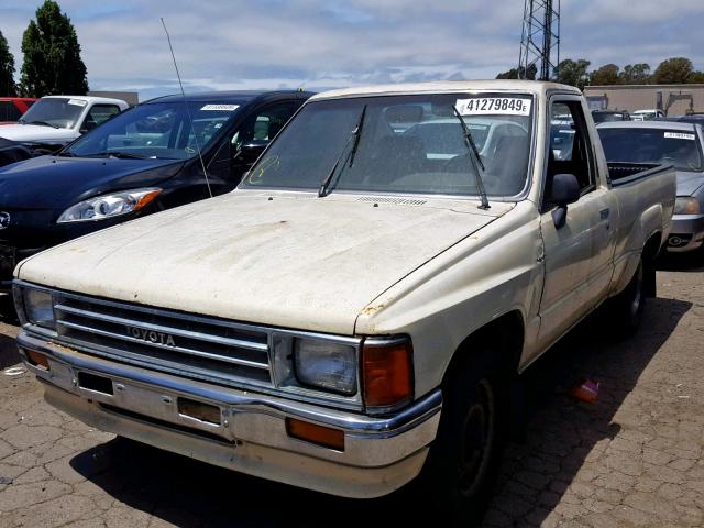 JT4RN50A2J0339911 - 1988 TOYOTA PICKUP 1/2 BEIGE photo 2