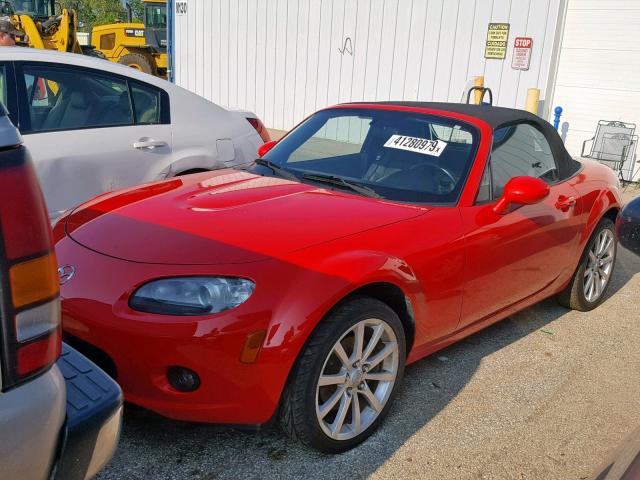 JM1NC25F660113577 - 2006 MAZDA MX-5 MIATA RED photo 2