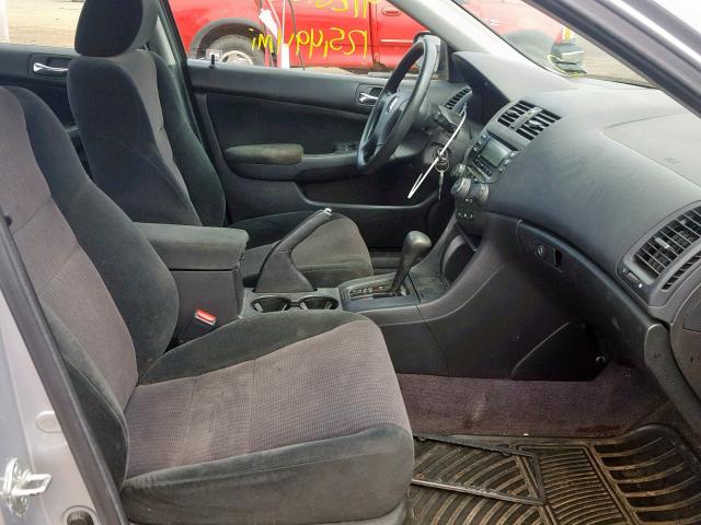 1HGCM56185A153209 - 2005 HONDA ACCORD DX SILVER photo 5