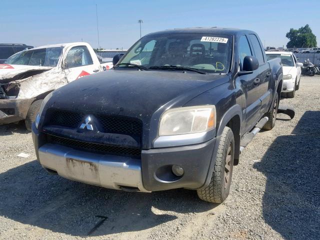 1Z7HT38N06S540882 - 2006 MITSUBISHI RAIDER DUR BLACK photo 2