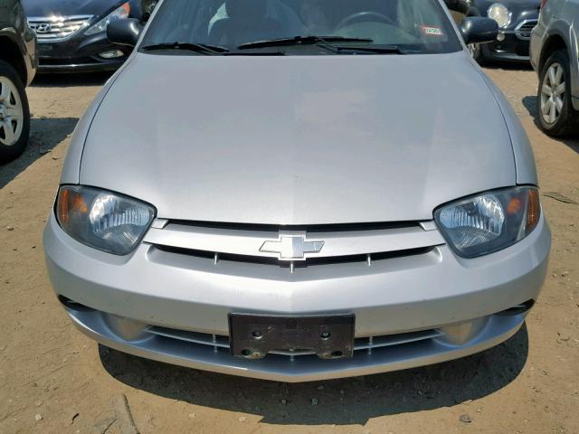 1G1JF52F347190044 - 2004 CHEVROLET CAVALIER L SILVER photo 9