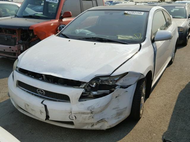 JTKDE177260122145 - 2006 TOYOTA SCION TC WHITE photo 2