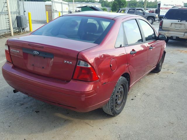 1FAFP34N45W234634 - 2005 FORD FOCUS ZX4 RED photo 4