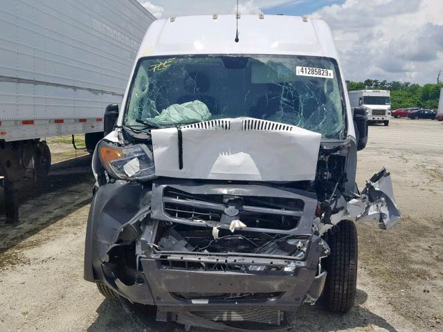 3C6TRVDG0JE102552 - 2018 RAM PROMASTER 白色 照片 9