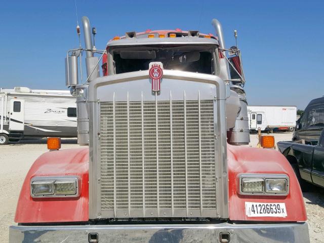 1XKWDB9X87J185160 - 2007 KENWORTH CONSTRUCTI RED photo 7