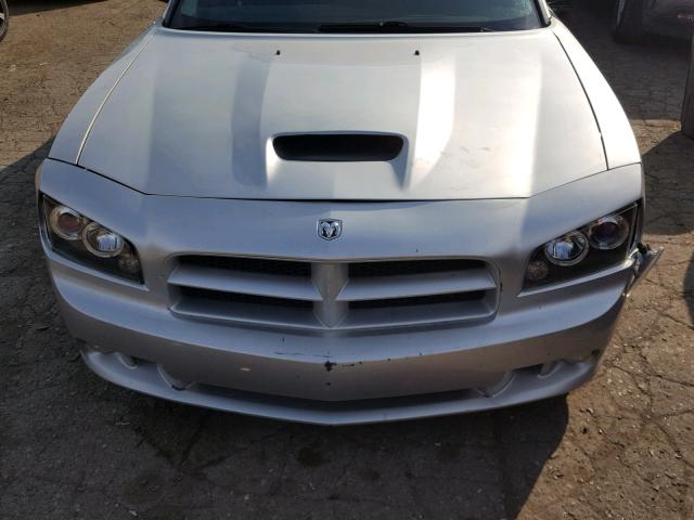 2B3LA73W87H729485 - 2007 DODGE CHARGER SR SILVER photo 7