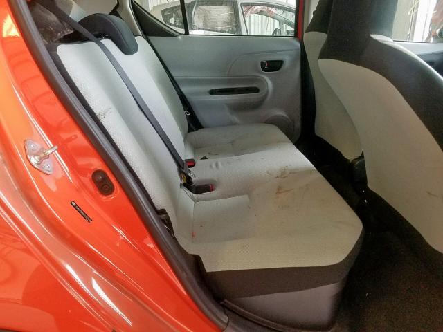 JTDKDTB36D1052190 - 2013 TOYOTA PRIUS C ORANGE photo 6