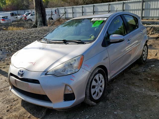 JTDKDTB32C1516039 - 2012 TOYOTA PRIUS C SILVER photo 2