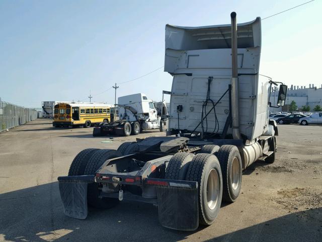 4V4NC9TH3BN534414 - 2011 VOLVO VN VNL WHITE photo 4