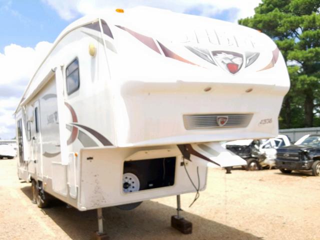 4X4FSRG25B3002872 - 2011 SABR TRAILER WHITE photo 1