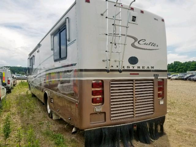 4UZ6XJCA0XCB50066 - 1999 FREIGHTLINER CHASSIS X BROWN photo 3