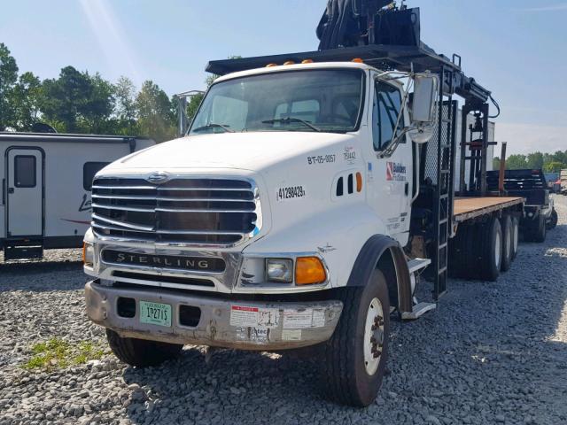 2FZHAZCVX5AU83717 - 2005 STERLING TRUCK LT 9500 WHITE photo 2