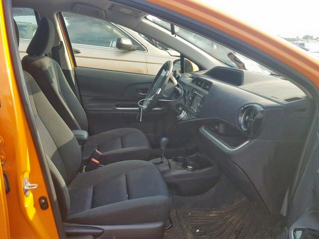 JTDKDTB39F1107850 - 2015 TOYOTA PRIUS C ORANGE photo 5