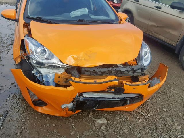 JTDKDTB39F1107850 - 2015 TOYOTA PRIUS C ORANGE photo 9