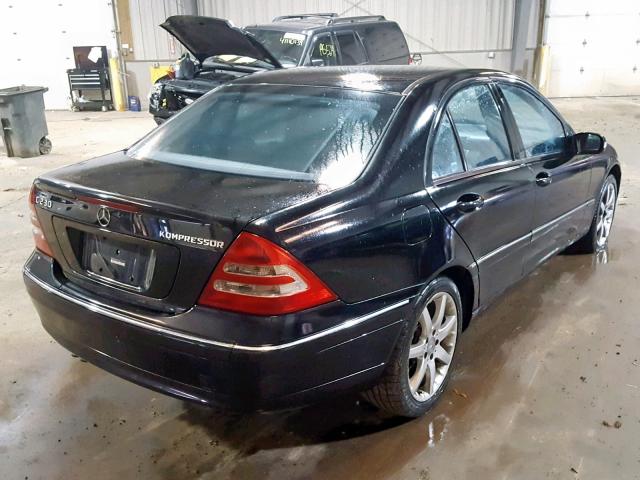 WDBRF40J63F407732 - 2003 MERCEDES-BENZ C 230K SPO BLACK photo 4