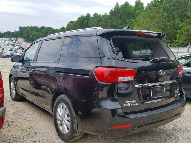 KNDMB5C18H6248731 - 2017 KIA SEDONA LX BLACK photo 3