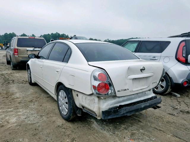 1N4AL11D95C335174 - 2005 NISSAN ALTIMA S WHITE photo 3