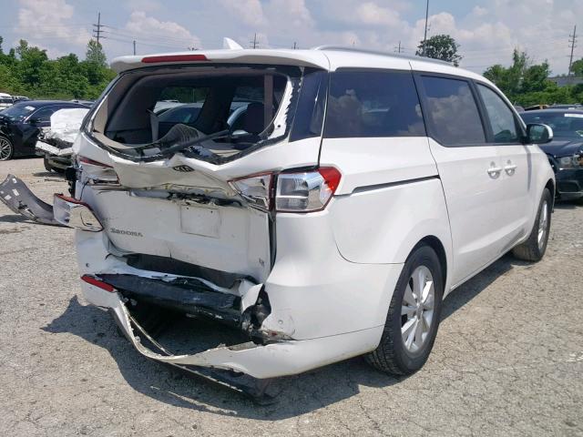 KNDMB5C17G6191145 - 2016 KIA SEDONA LX WHITE photo 4