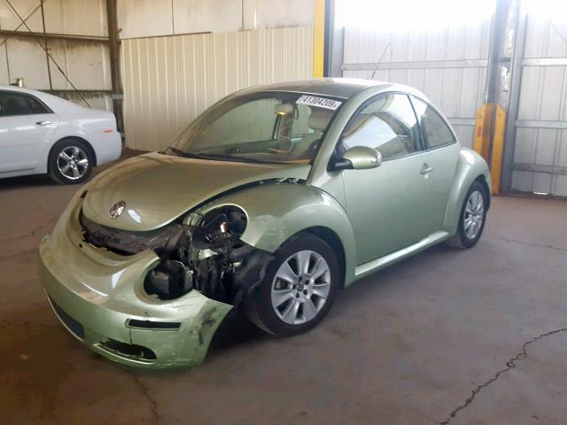 3VWPW31C19M513112 - 2009 VOLKSWAGEN NEW BEETLE მწვანე ფოტო 2