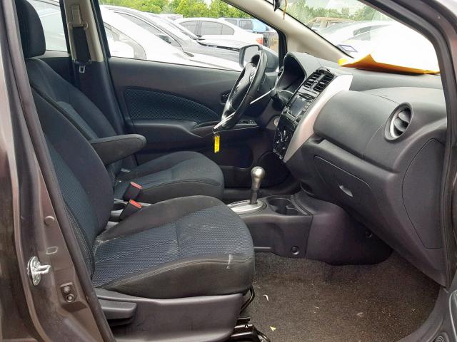 3N1CE2CP9GL362489 - 2016 NISSAN VERSA NOTE GRAY photo 5