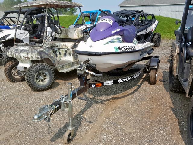 ZZN12981B202 - 2002 BOMBARDIER SEA DOO WHITE photo 2