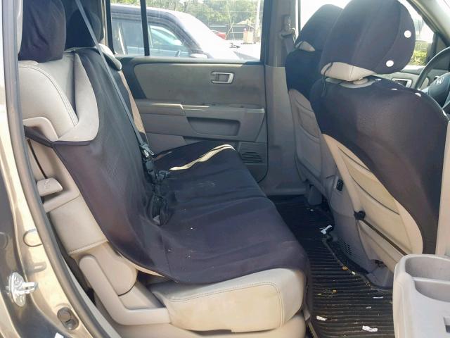 5FNYF4H22AB032871 - 2010 HONDA PILOT LX GRAY photo 6